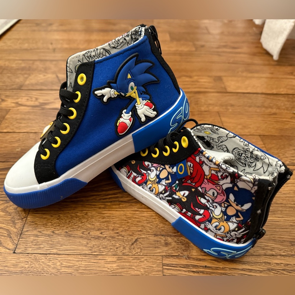 Sonic the Hedgehog High-Top Sneakers